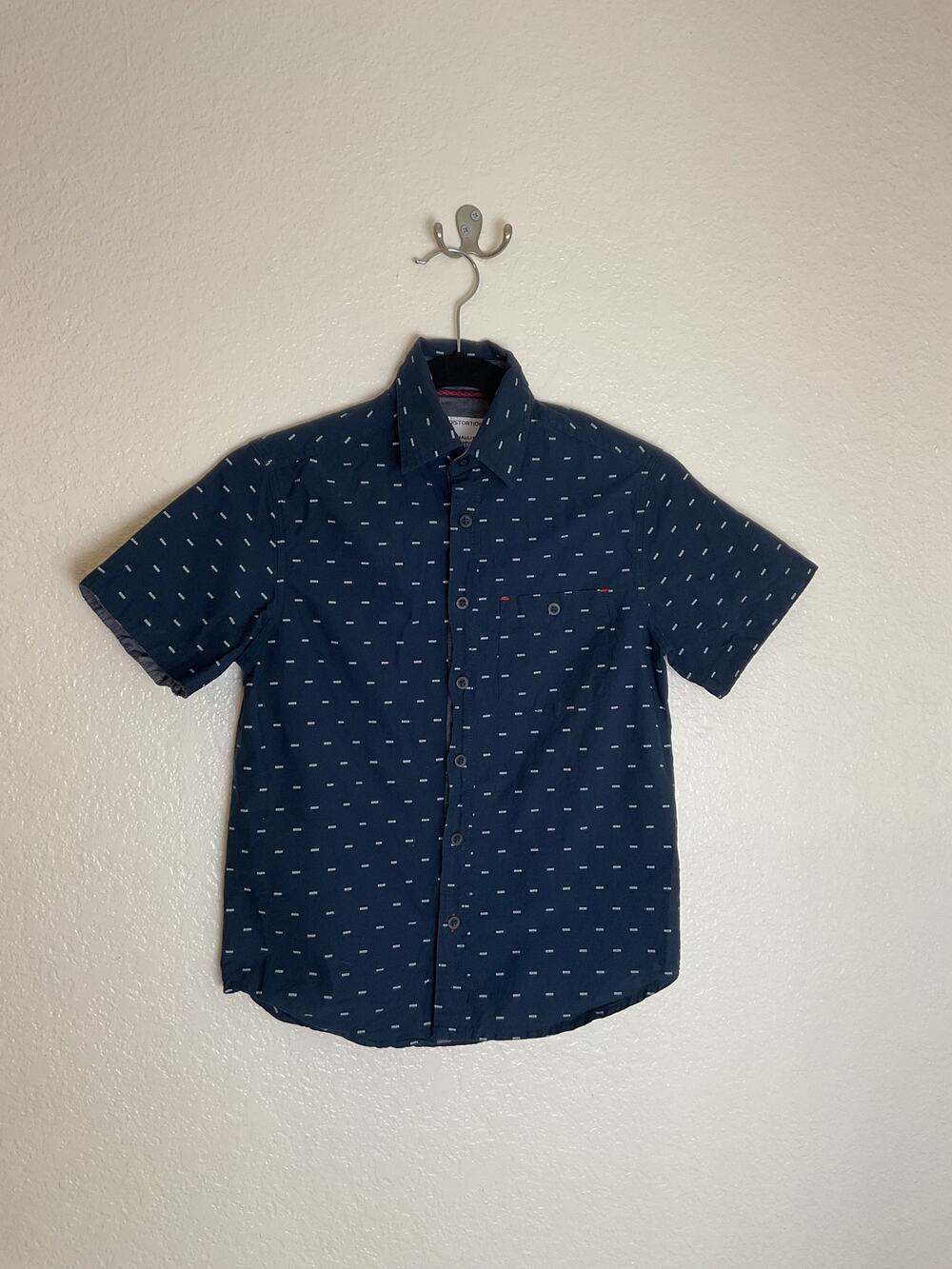 Distortion Boys Button Up Shirt Size 8 Navy Dot Print 100% Cotton Short Sleeve
